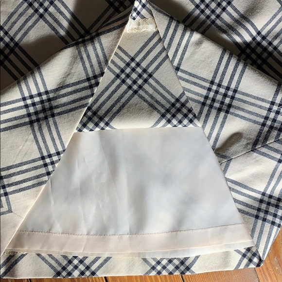 Harold’s Skirt - Picture 3 of 8